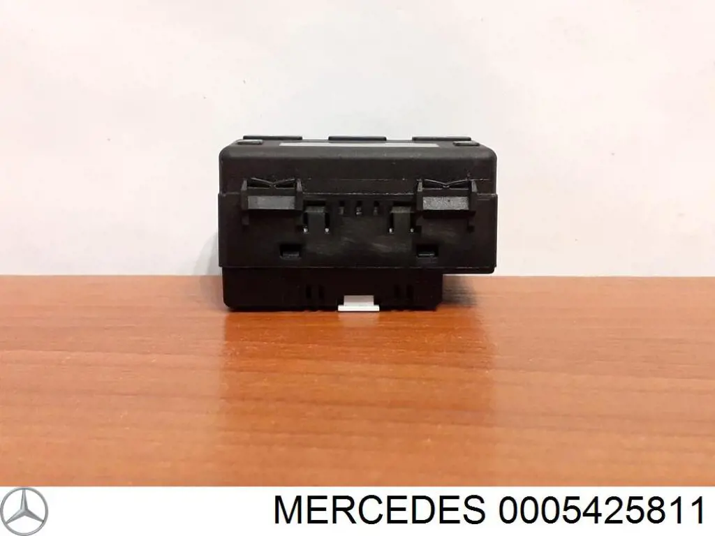 0005425811 Mercedes