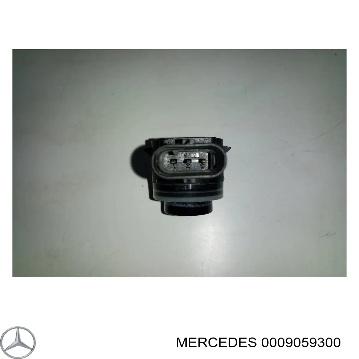Sensor de estacionamiento delantero/trasero central 0009059300 Mercedes
