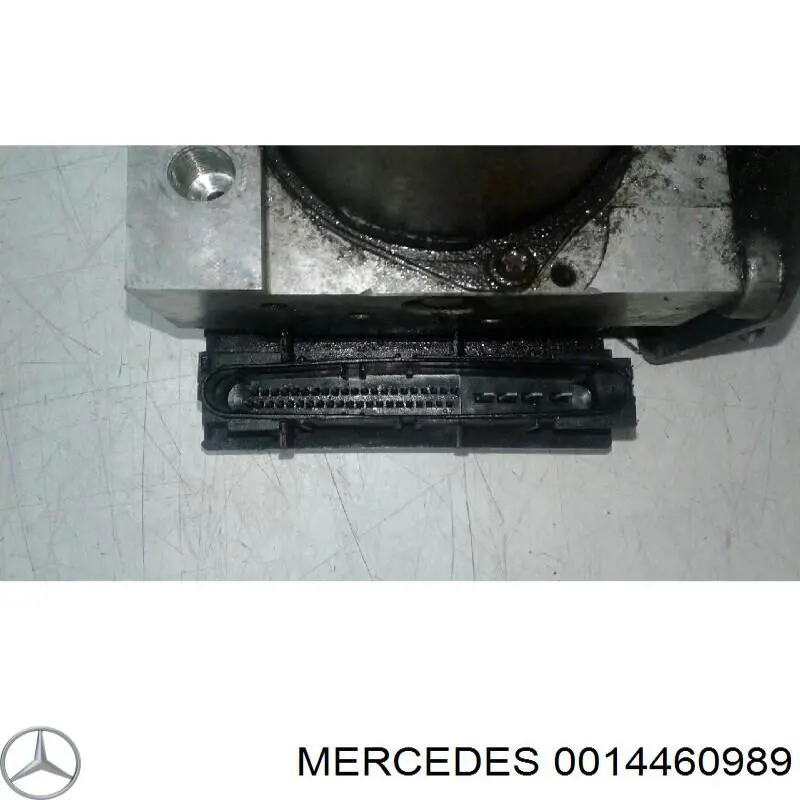 0014460989 Mercedes 