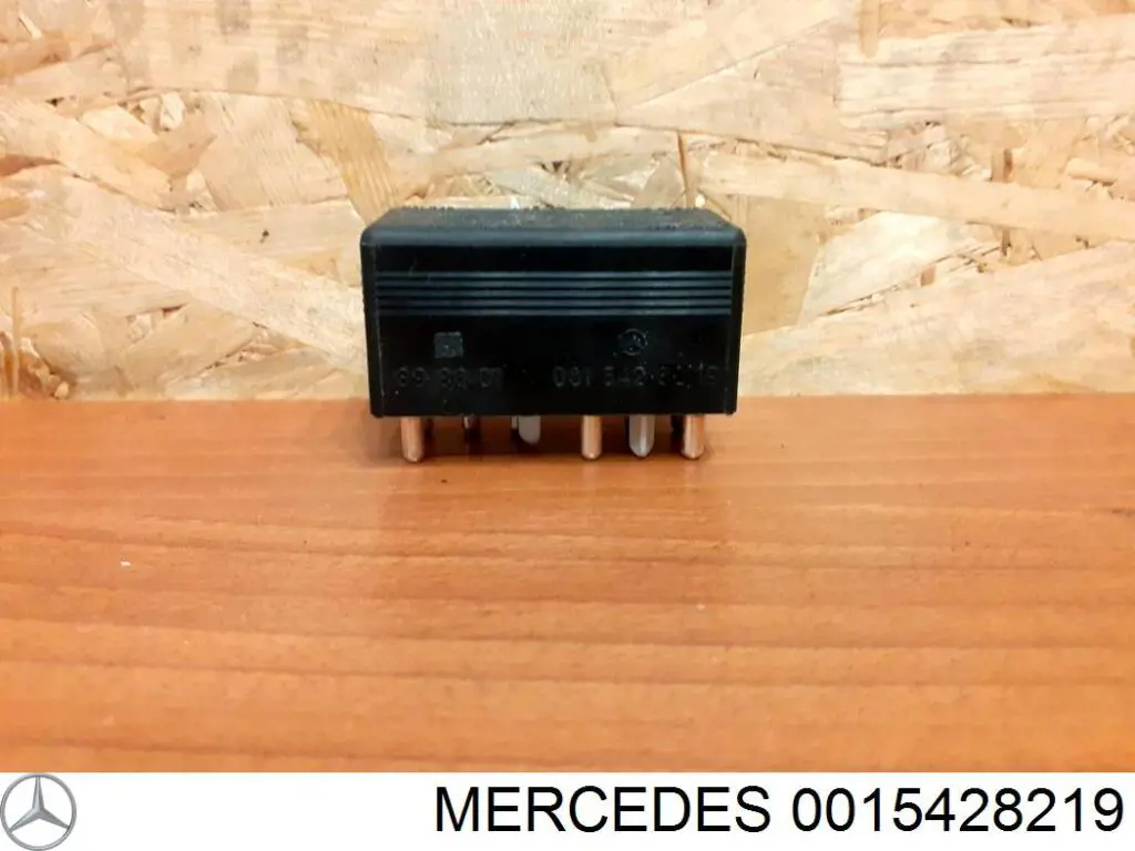 Regulador de velocidad del ventilador de refrigeración (unidad de control) Mercedes 0015428219 precio, desde 43,56 EUR