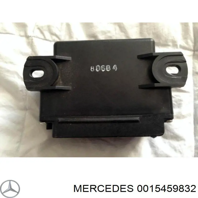 0015459832 Mercedes relé de bujía de precalentamiento