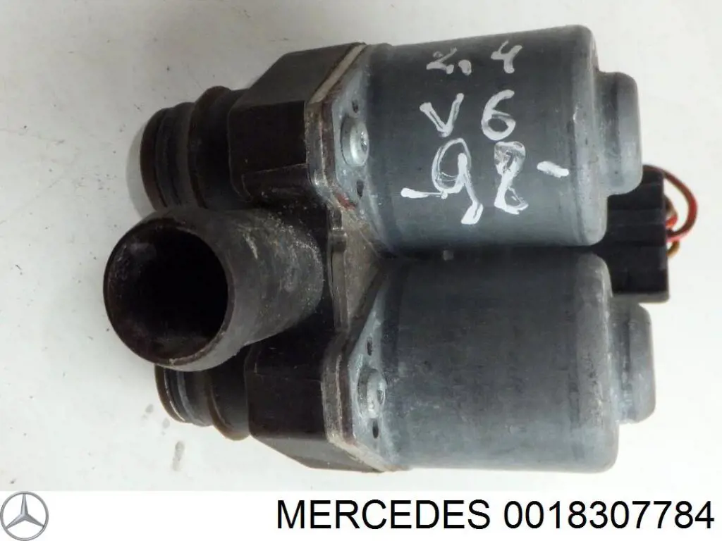 0018307784 Mercedes grifo de estufa (calentador)