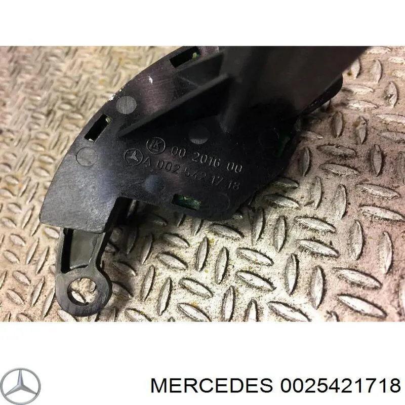 Sensor angulo de giro 0025421718 Mercedes