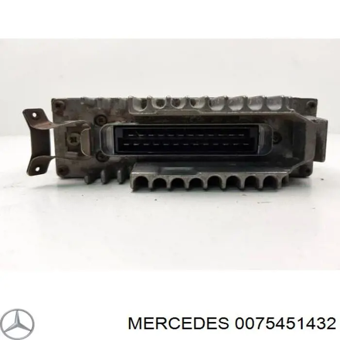 Módulo de control del motor Mercedes 0075451432
