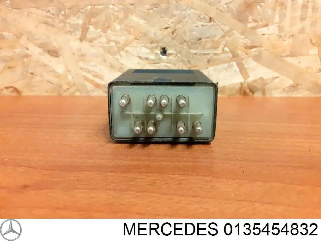 0135454832 Mercedes unidad de control egr