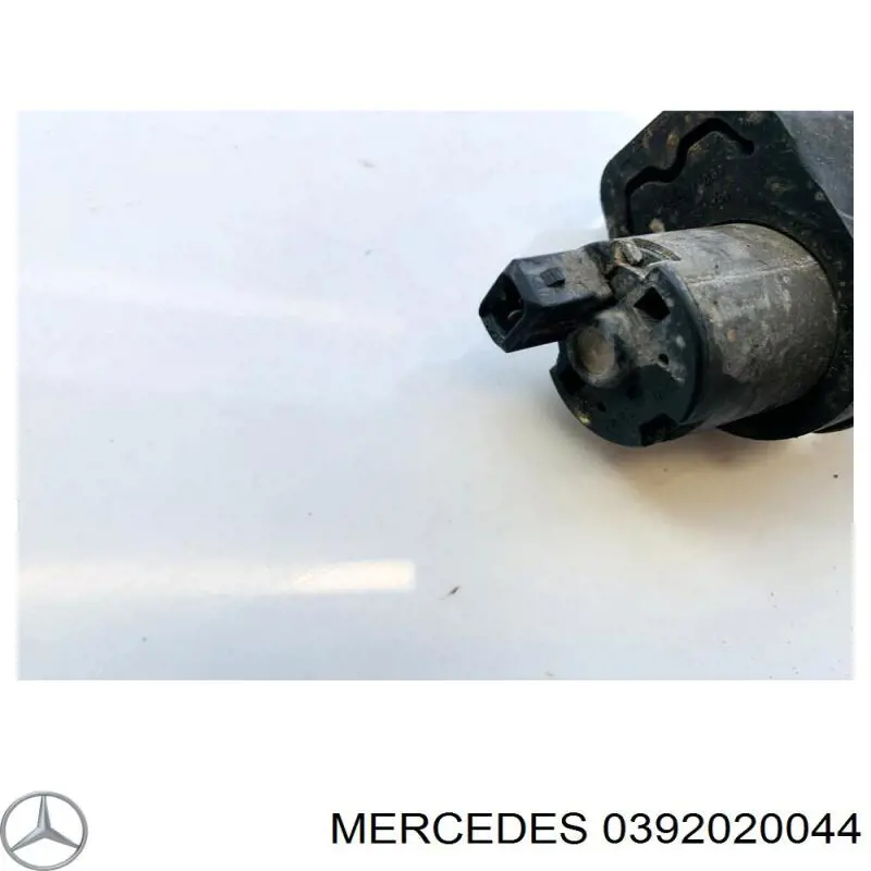 0392020044 Mercedes bomba de agua, adicional eléctrico