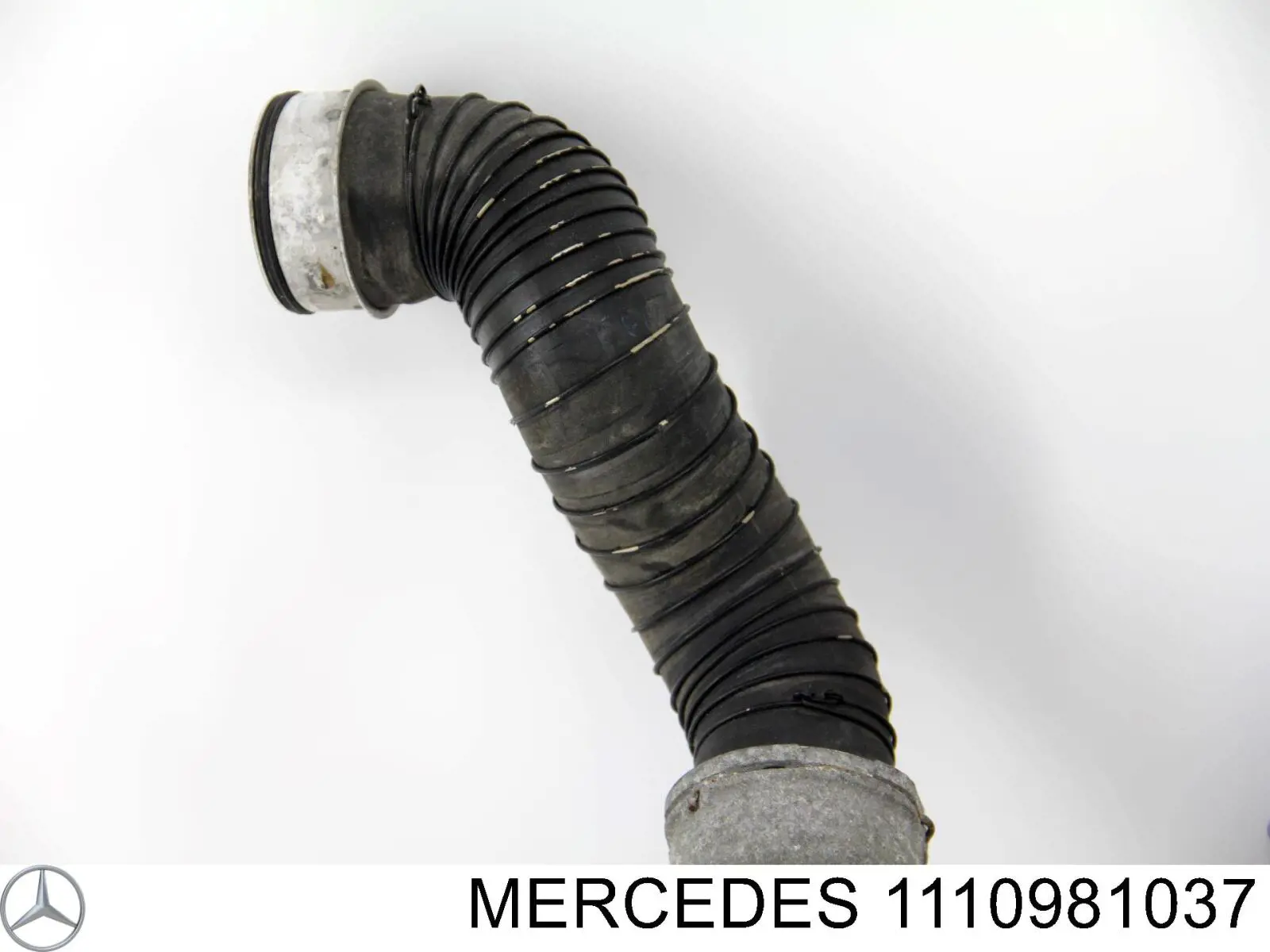 Tubo de salida de aire del turbocompresor Mercedes 1110981037 precio, desde 113,32 EUR