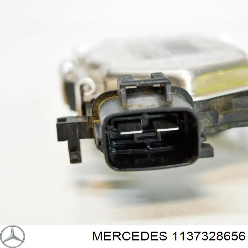 1137328656 Mercedes