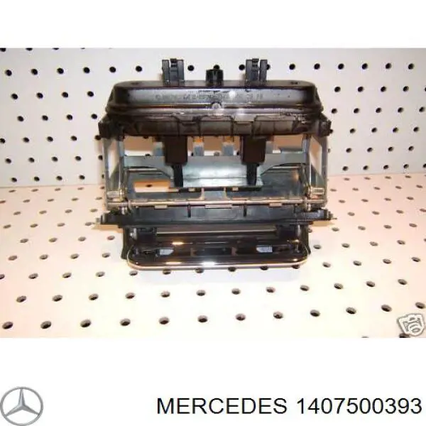 1407500393 Mercedes