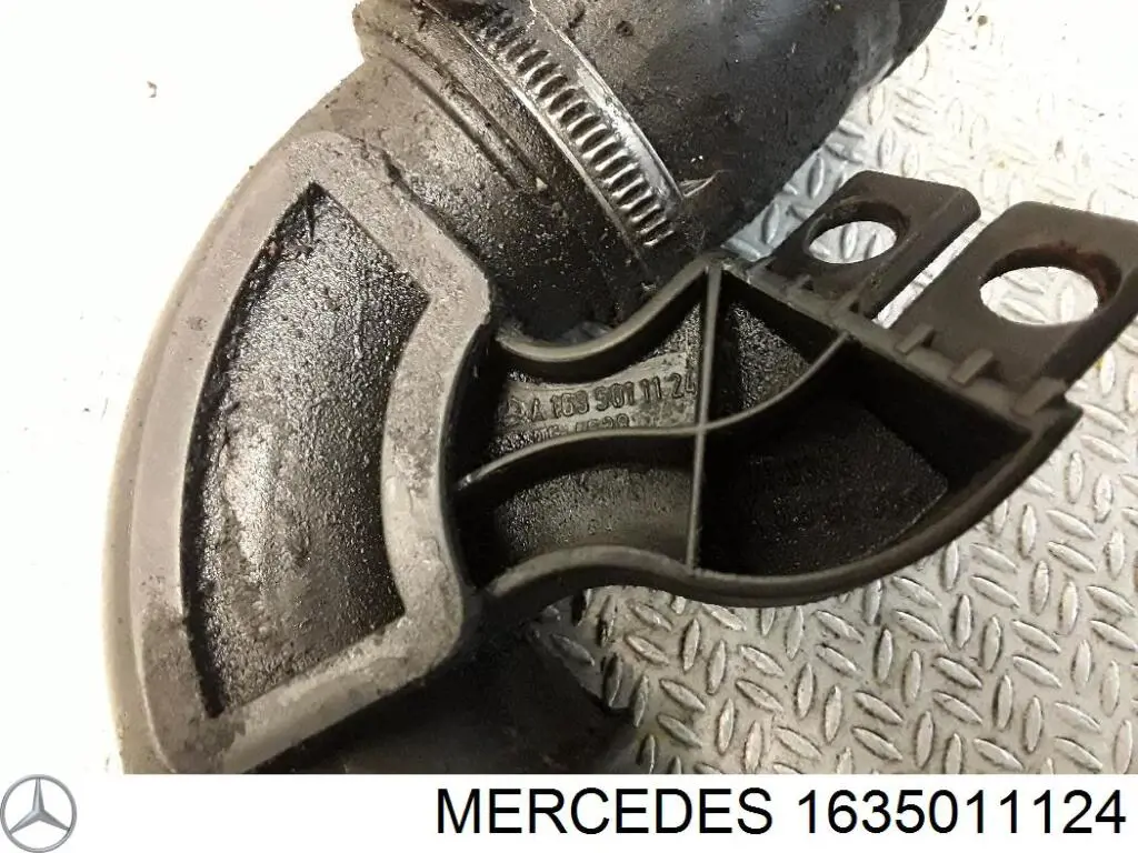 1635011124 Mercedes tubo flexible de aire de sobrealimentación superior izquierdo