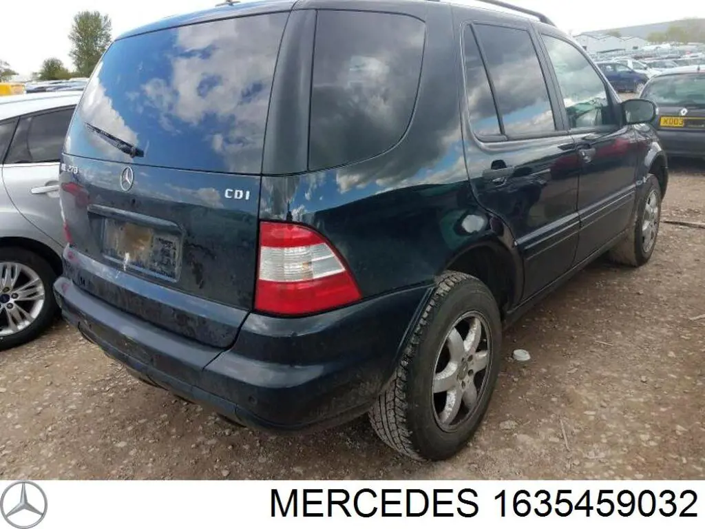 1635459032 Mercedes