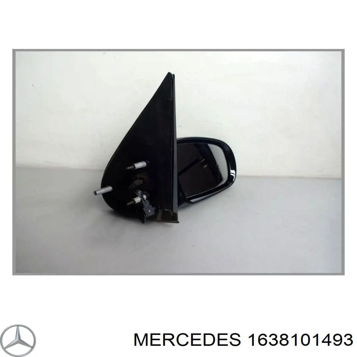 1638101493 Mercedes espejo retrovisor derecho