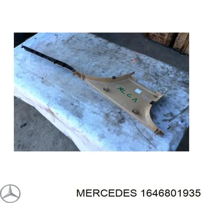 1646801935 Mercedes