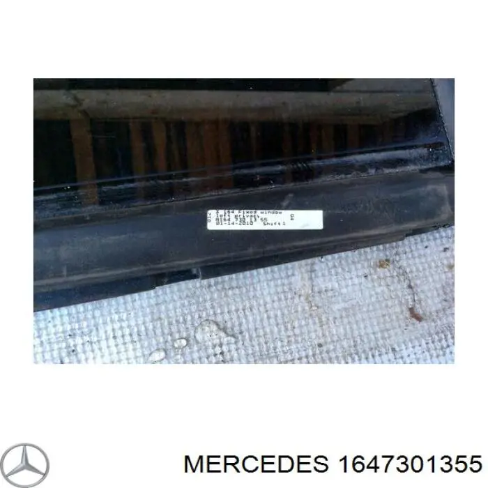 1647301355 Mercedes ventanilla lateral de la puerta trasera izquierda