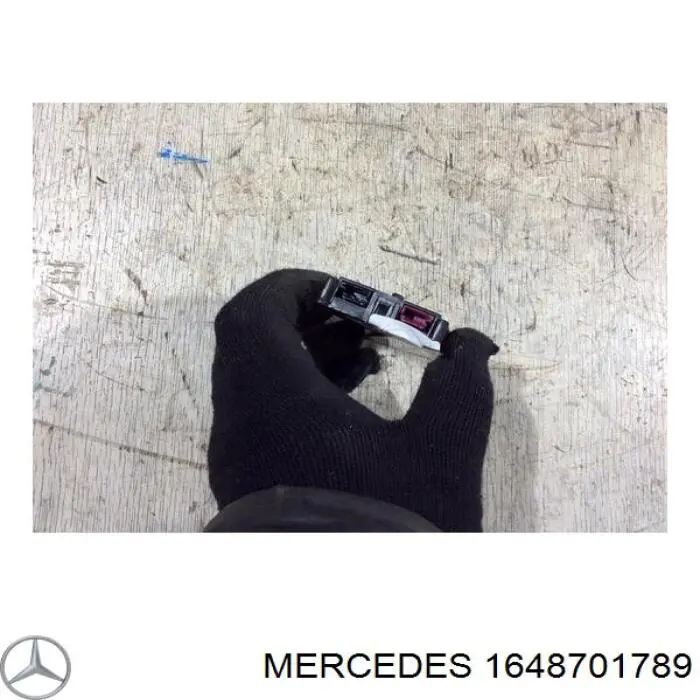 1648701789 Mercedes