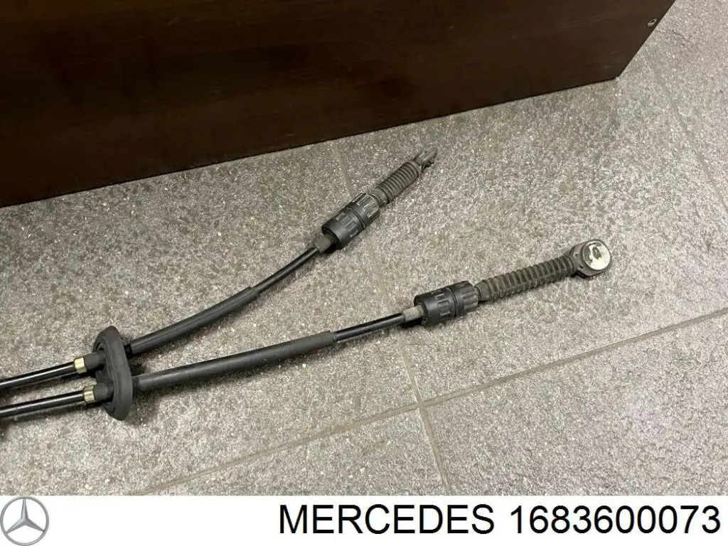 Cable de accionamiento de caja de cambios Mercedes 1683600073 precio, desde  EUR