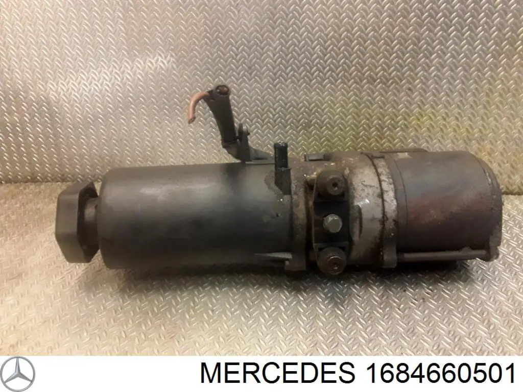 1684660501 Mercedes bomba de dirección