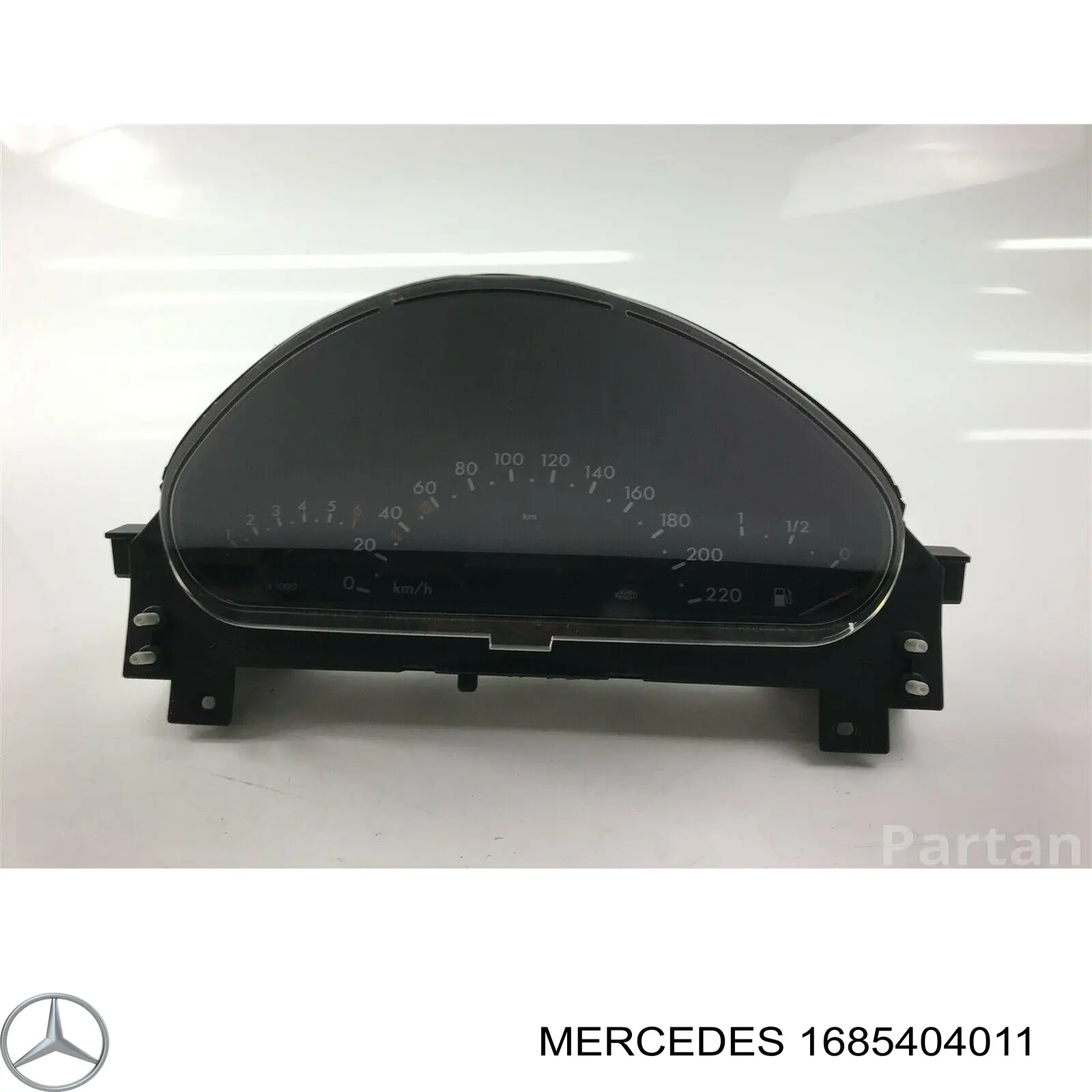 1685404011 Mercedes tablero de instrumentos (panel de instrumentos)