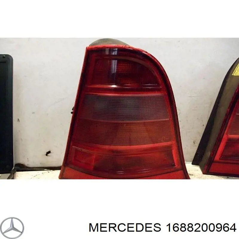 Comprar 1688200964 Mercedes Piloto trasero izquierdo