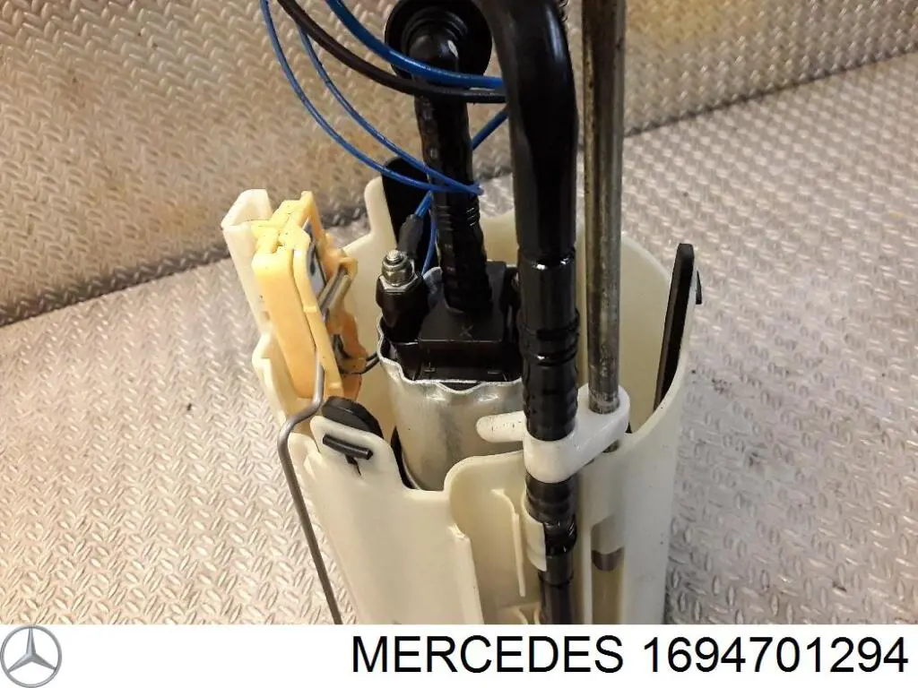 1694701294 Mercedes módulo alimentación de combustible