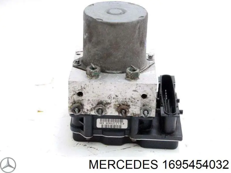 1695454032 Mercedes