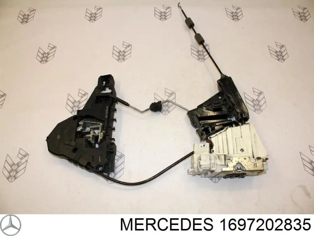  Mercedes 1697202835 precio, desde 61,71 EUR