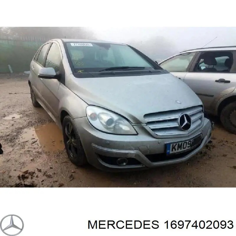 1697402093 Mercedes