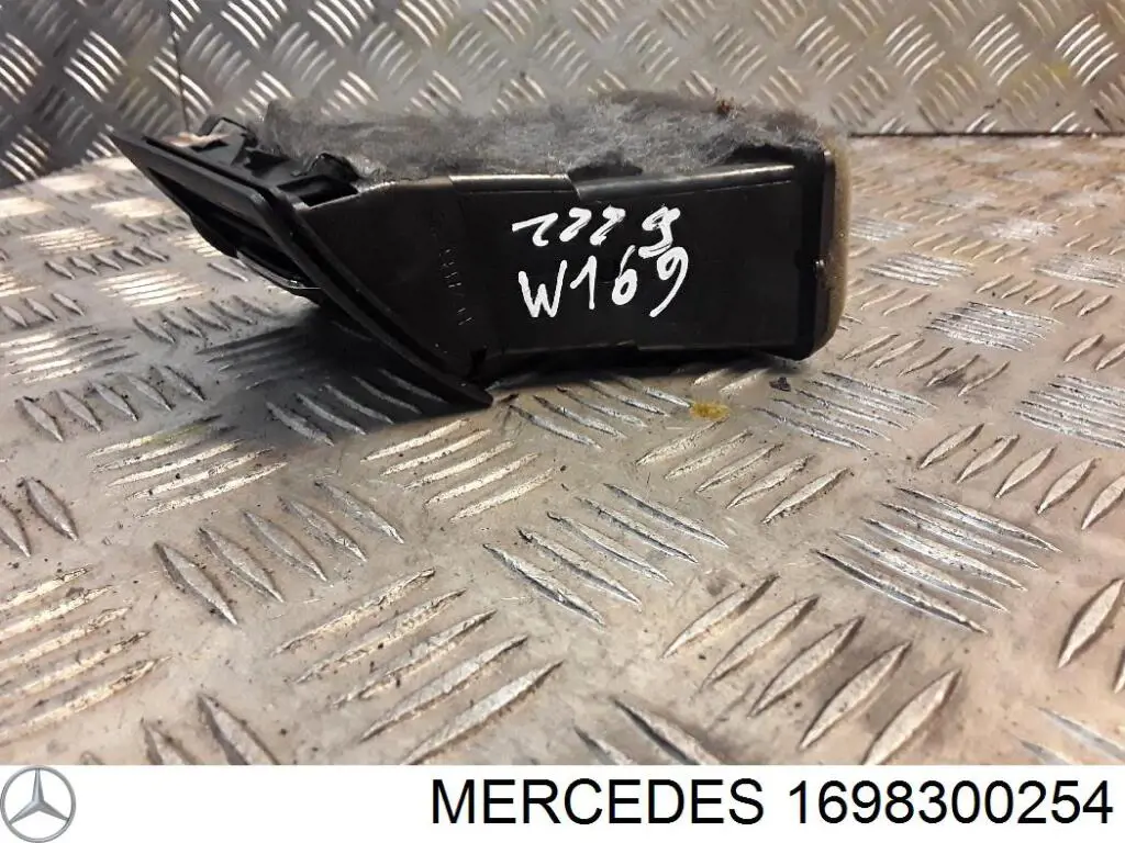 A1698300254 Mercedes