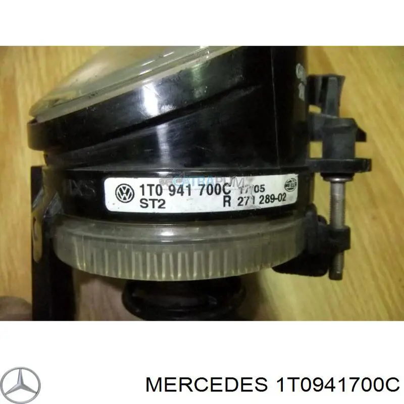 1T0941700C Mercedes faro antiniebla derecho