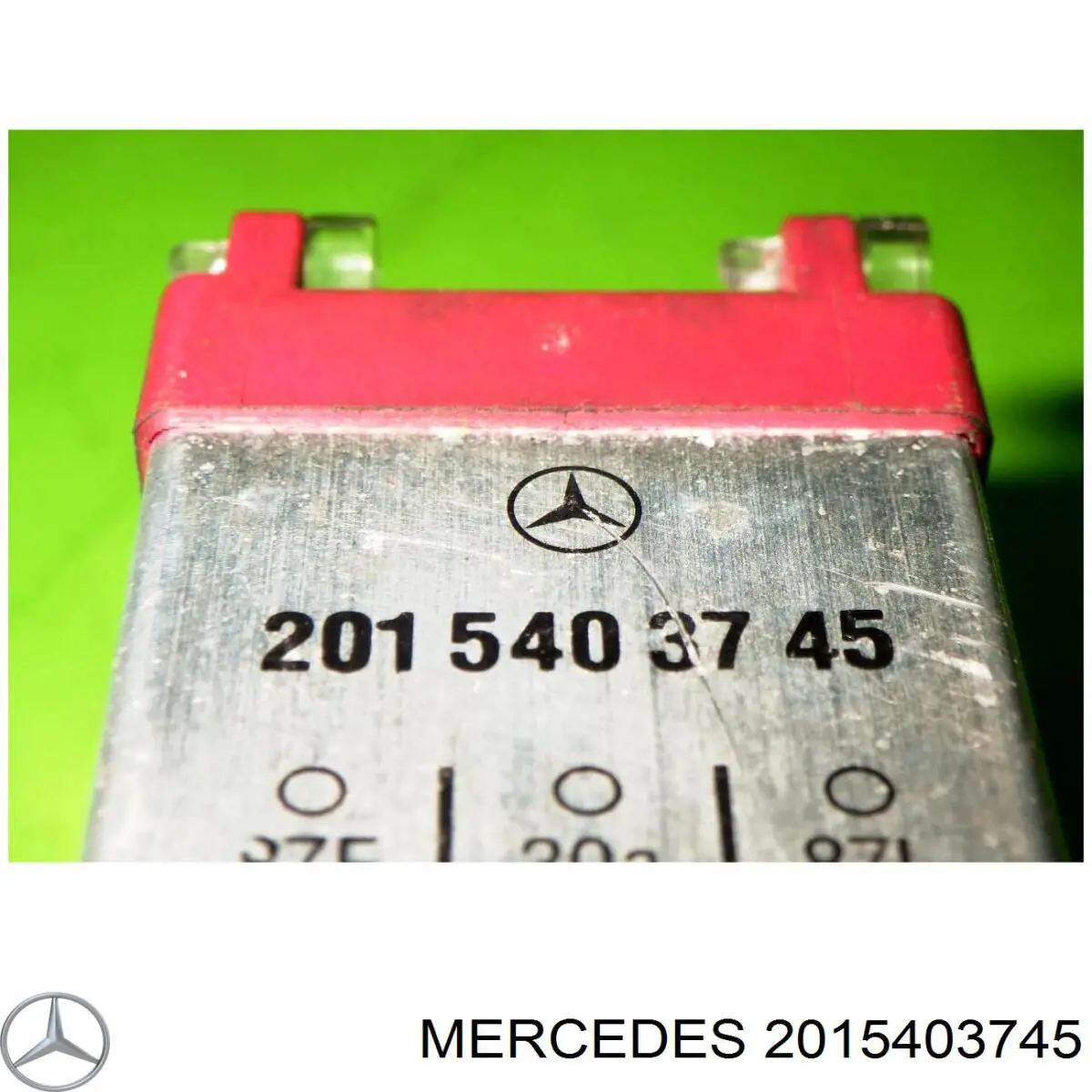 Relé de alta corriente 2015403745 Mercedes