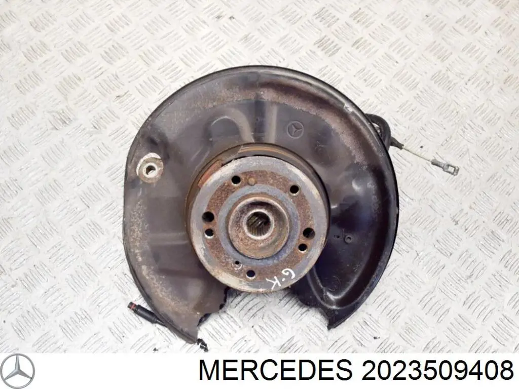 Muñón de eje, cuerpo del eje, trasero izquierdo para Mercedes CLK (C208)