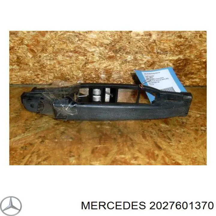 Manija exterior de puerta trasera Mercedes 2027601370 precio, desde 34,85 EUR