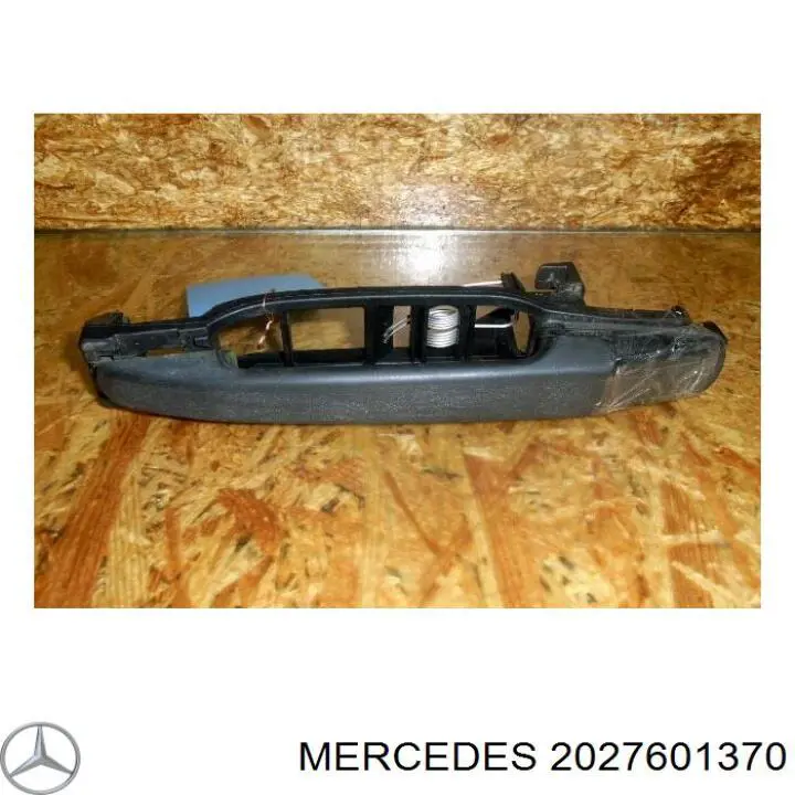 Tirador de puerta exterior trasero para Mercedes C (S202)