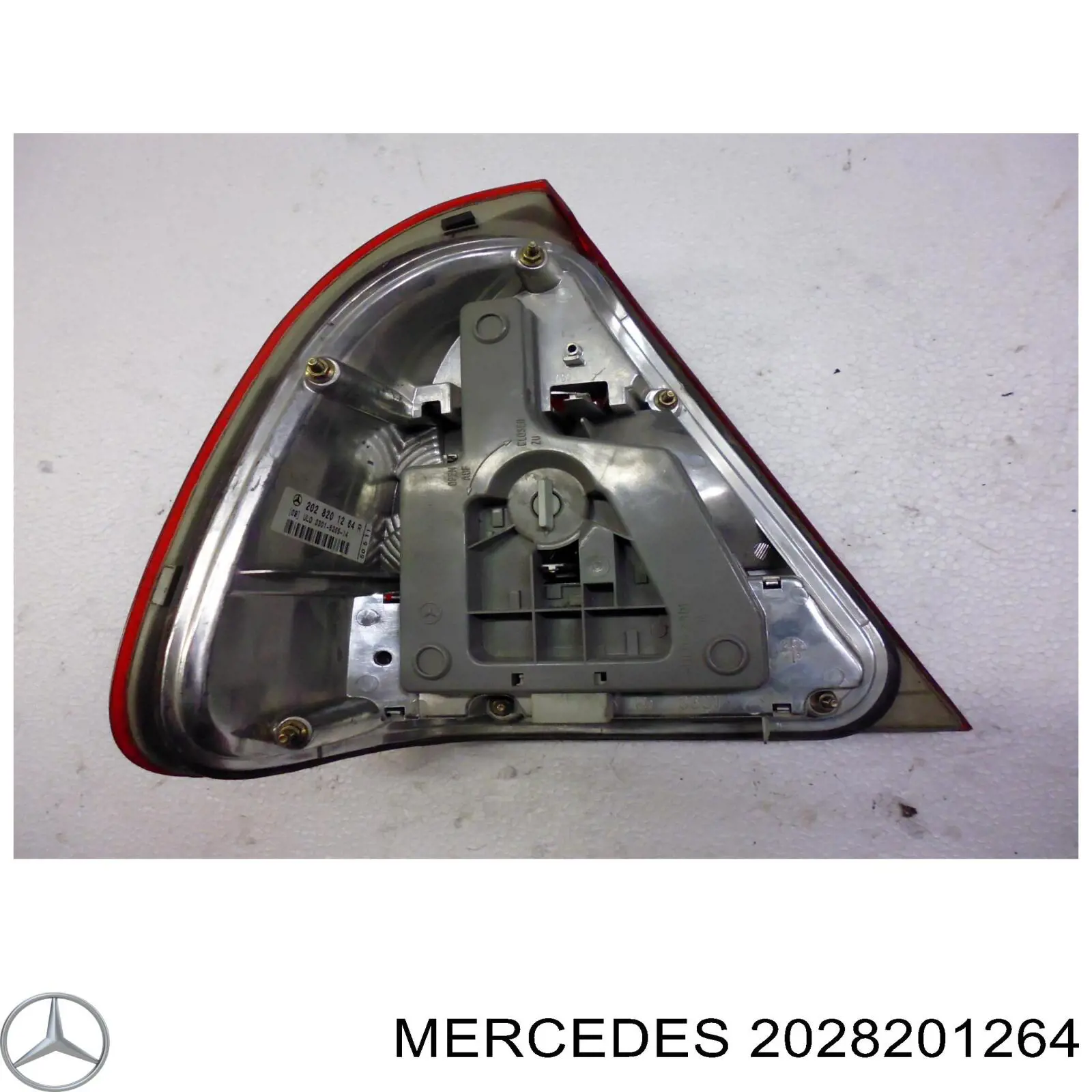 2028201264R Mercedes cristal de piloto posterior derecho