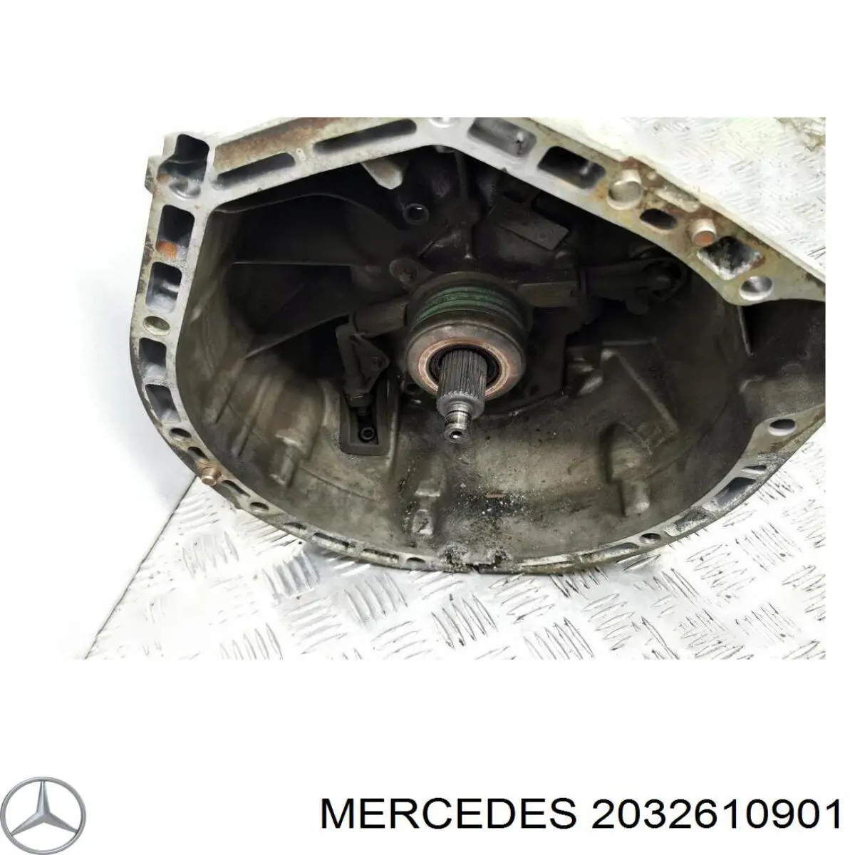 2032610901 Mercedes 