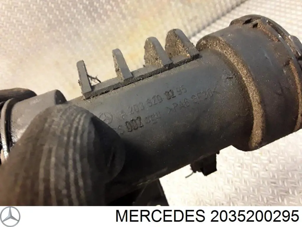 2035200295 Mercedes tubo flexible de aire de sobrealimentación izquierdo