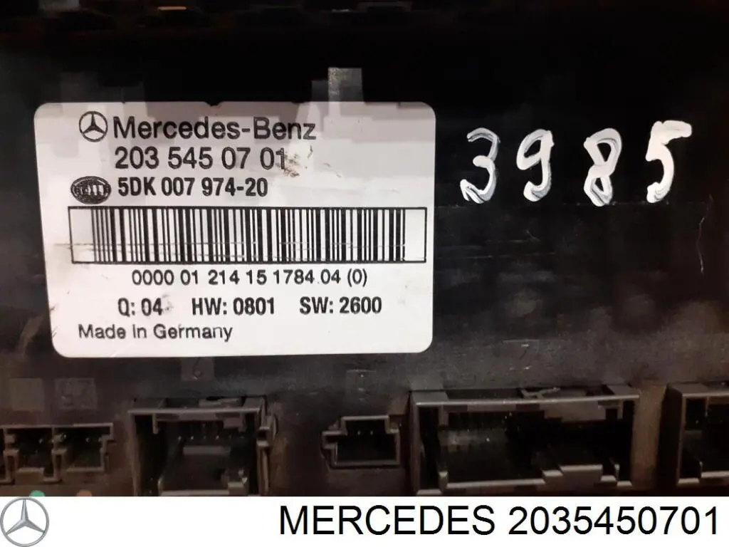 2035450701 Mercedes Caja de relés y fusibles