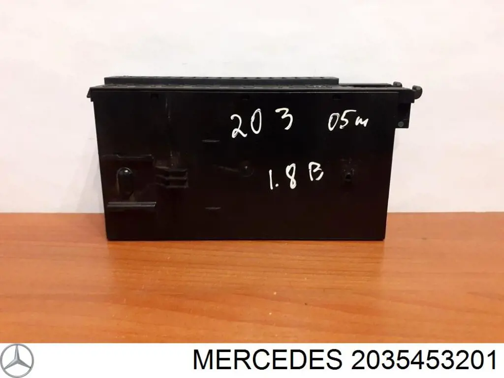 Unidad de control de SAM, Módulo de adquisición de señal Mercedes C (W203)