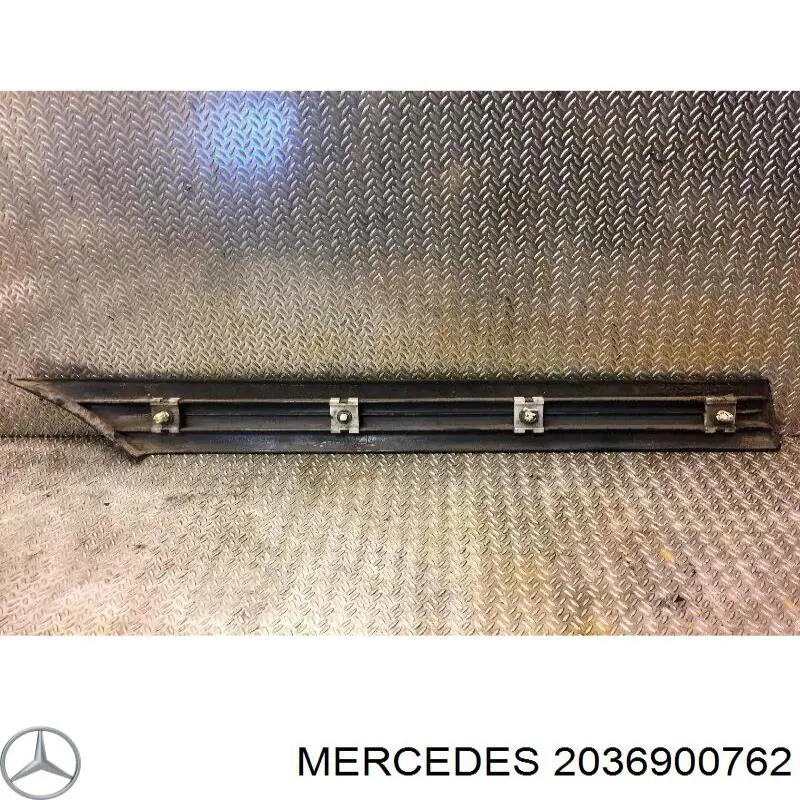 2036900762 Mercedes