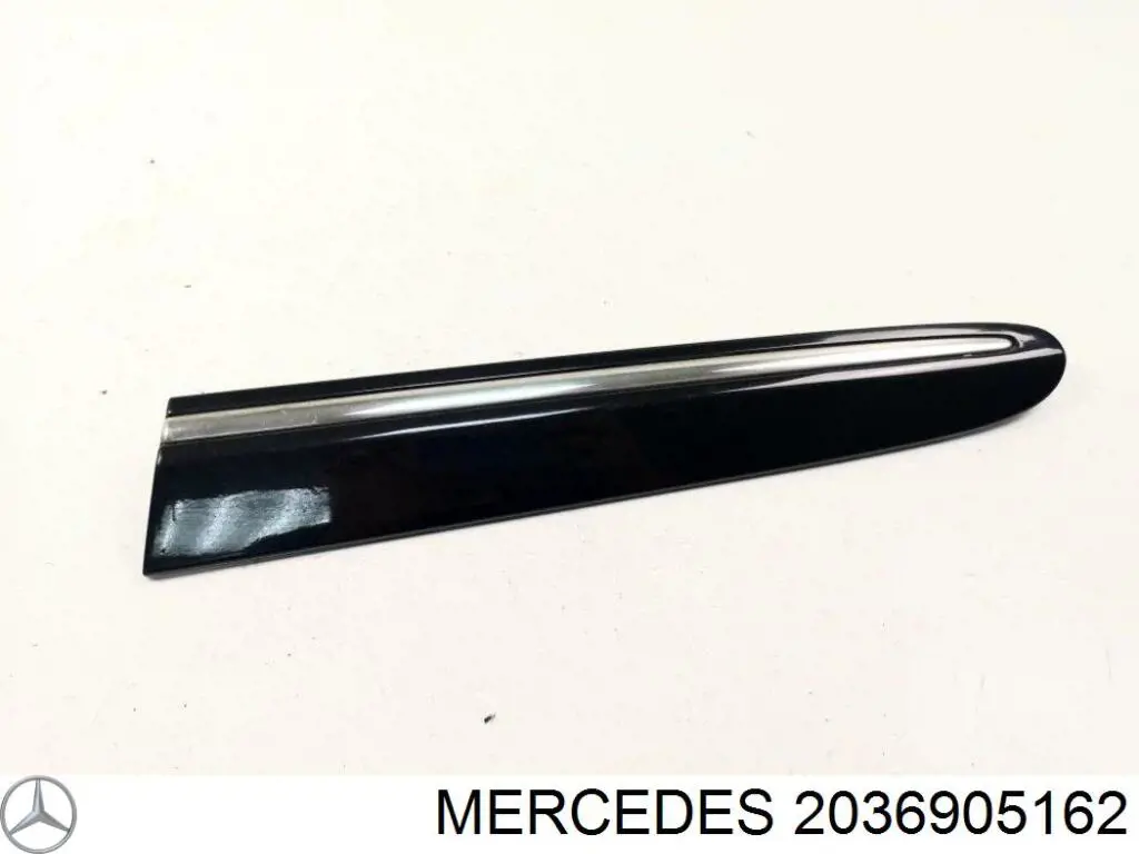 A20369051629999 Mercedes Listón embellecedor de puerta trasera izquierda