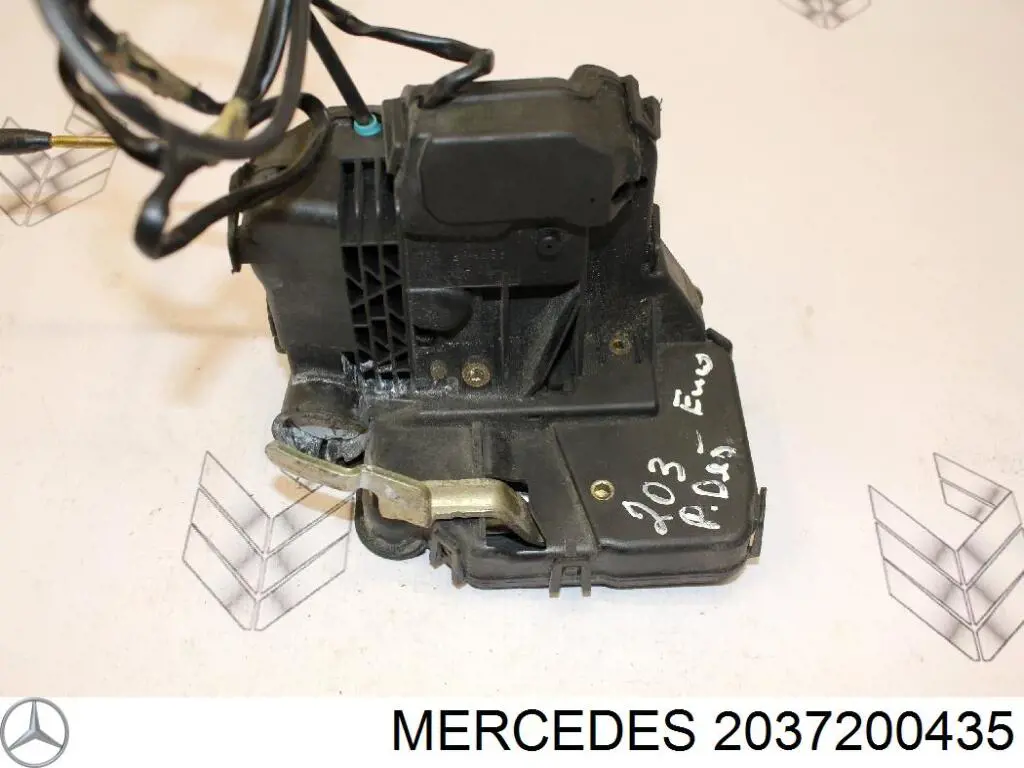 Comprar 2037200435 Mercedes Cerradura de puerta delantera derecha