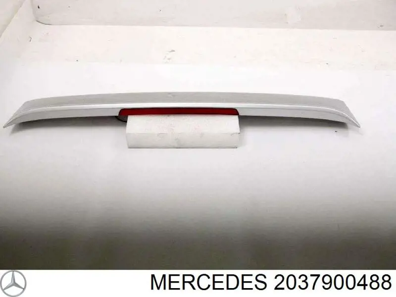 Spoiler de la puerta del maletero Mercedes A20379004889197 precio, desde 321,31 EUR