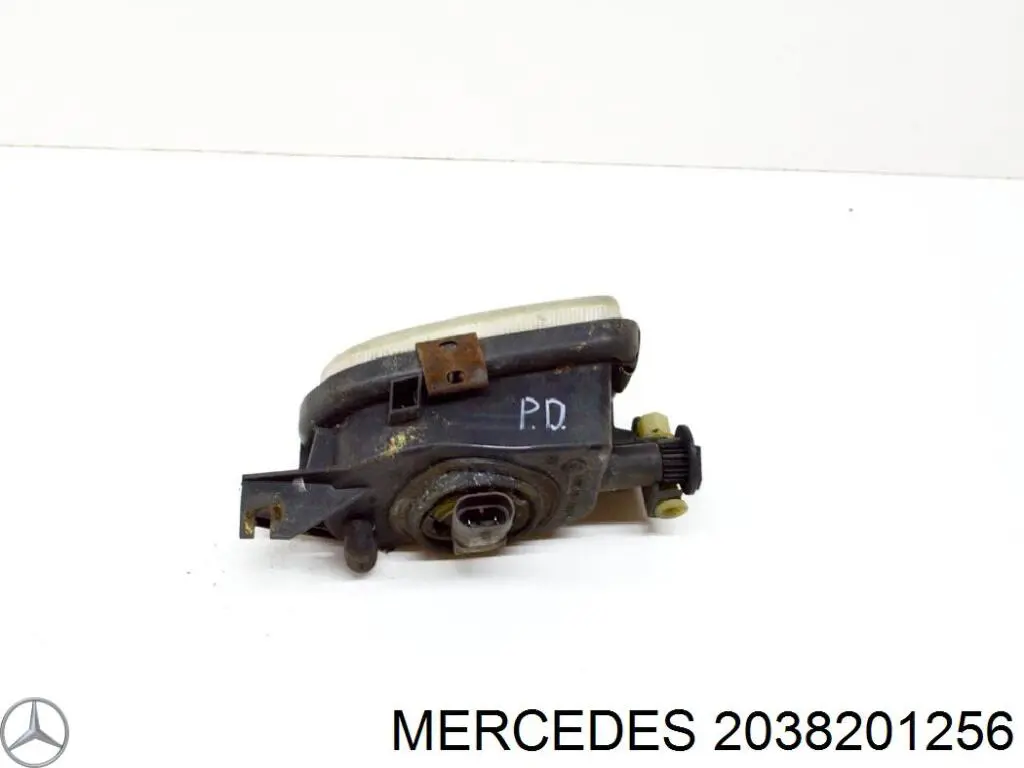 2038201256 Mercedes Faro antiniebla derecho