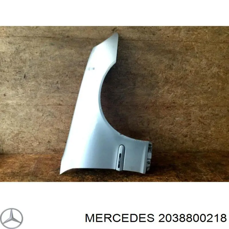 Aleta delantera derecha Mercedes 203880021867