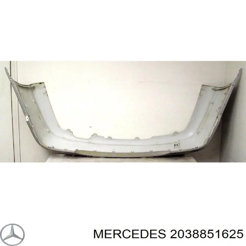 2038851625 Mercedes parachoques trasero