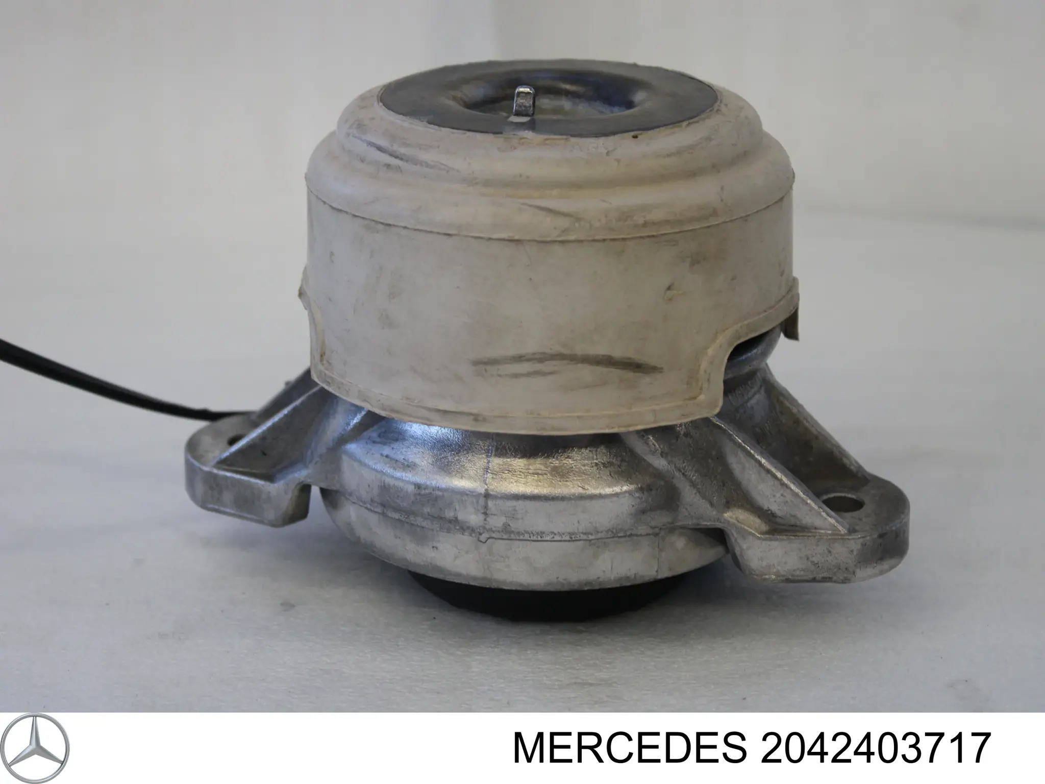 Soporte de motor derecho 2042403717 Mercedes