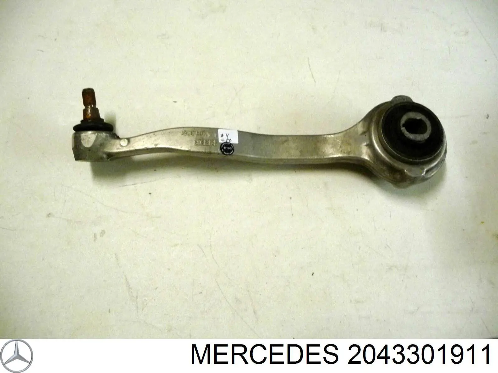Comprar 2043301911 Mercedes Brazo inferior izquierdo de la suspensión delantera