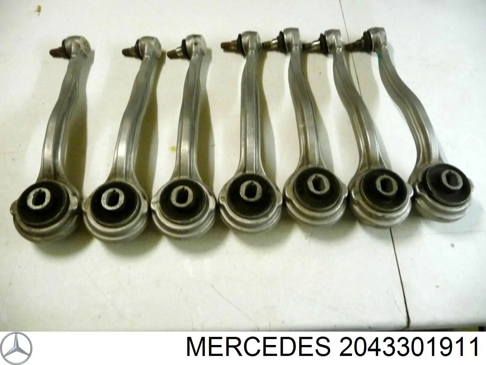  Mercedes 2043301911