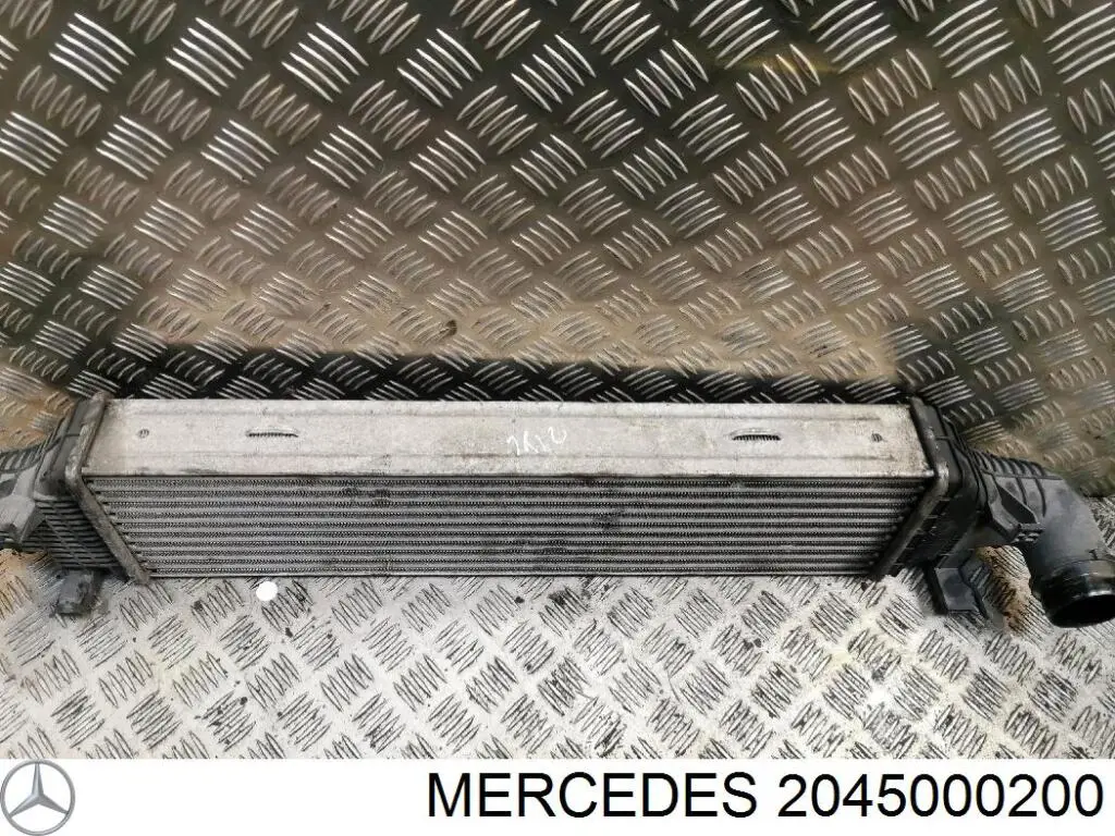 2045000200 Mercedes intercooler
