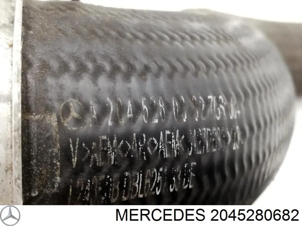 2045280682 Mercedes tubo flexible de aire de sobrealimentación derecho